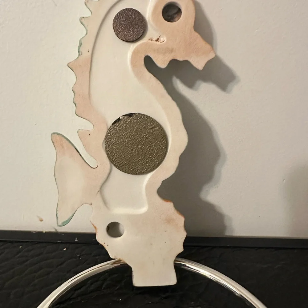 SEAHORSE Porcelain Towel Ring Wall Mount